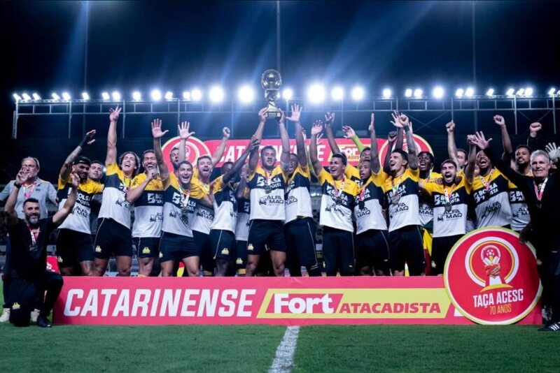  Criciúma vence o Camboriú, leva a Taça Acesc 70 anos e garante vaga na Copa do Brasil 2027