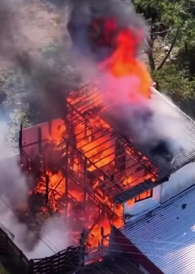  Incêndio de grandes proporções destrói prédio